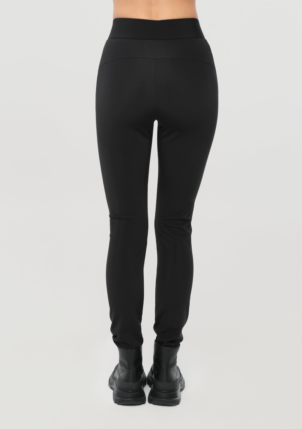 WINDBLOCKER Stretch Pants black