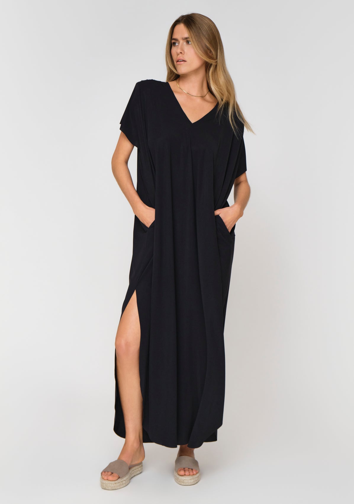 VENUS Dress black