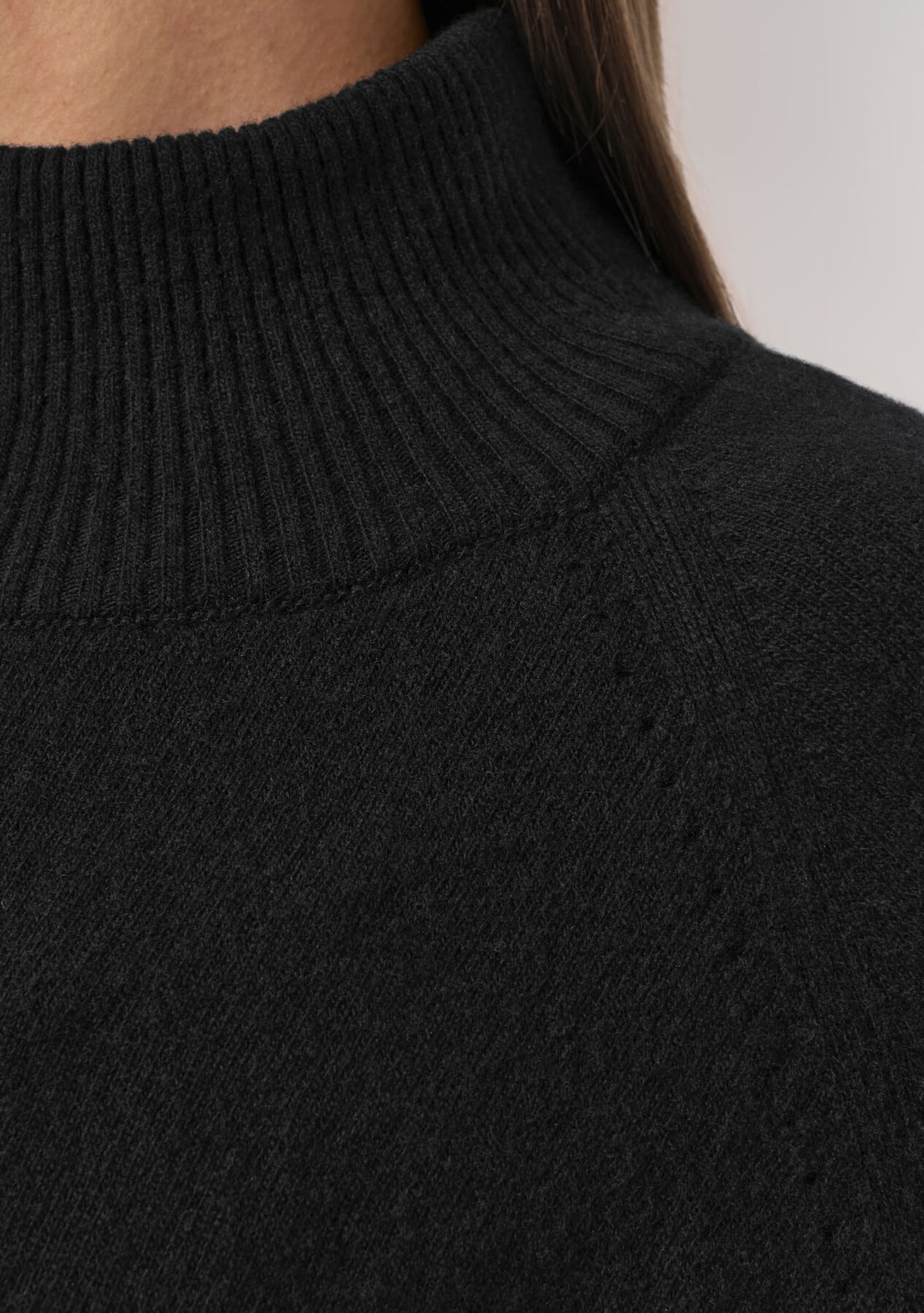 MOIRAI Pullover schwarz