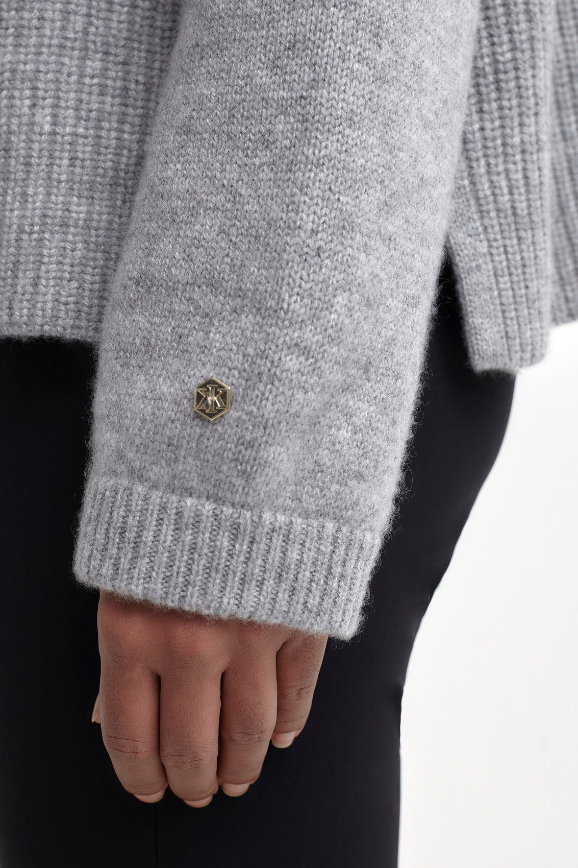 MANERA Cashmere Sweater grigia